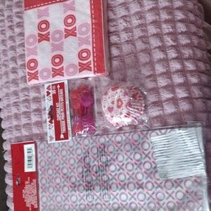 Valentine's day Cupcakes Kit Napkins New